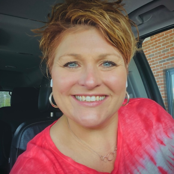 Meet your Posher, Posh - Picture 1 of 1